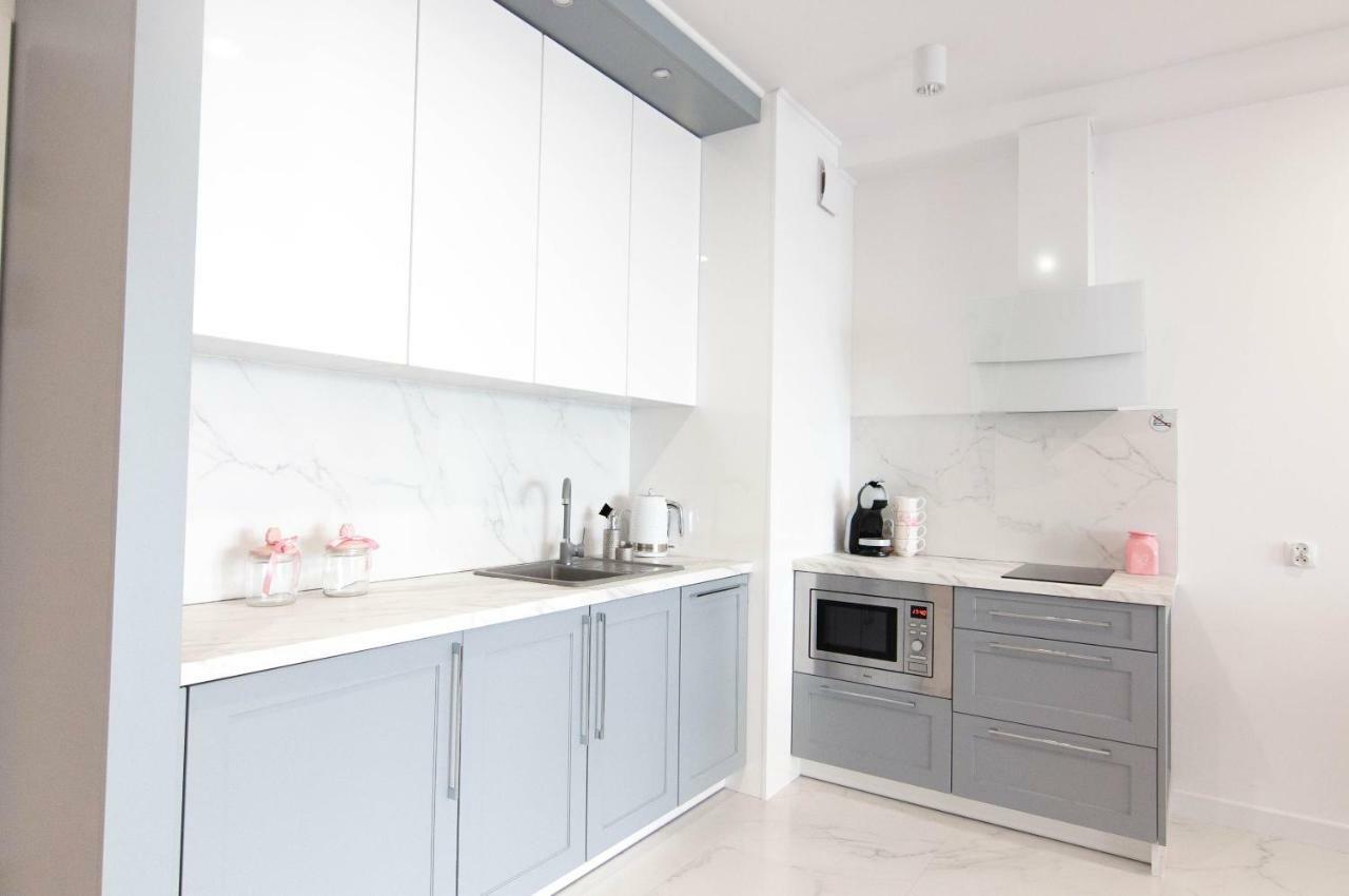 Apartament Sailor Z Widokiem Na Morze - Nadmorski Luksus Устроне-Морске Экстерьер фото